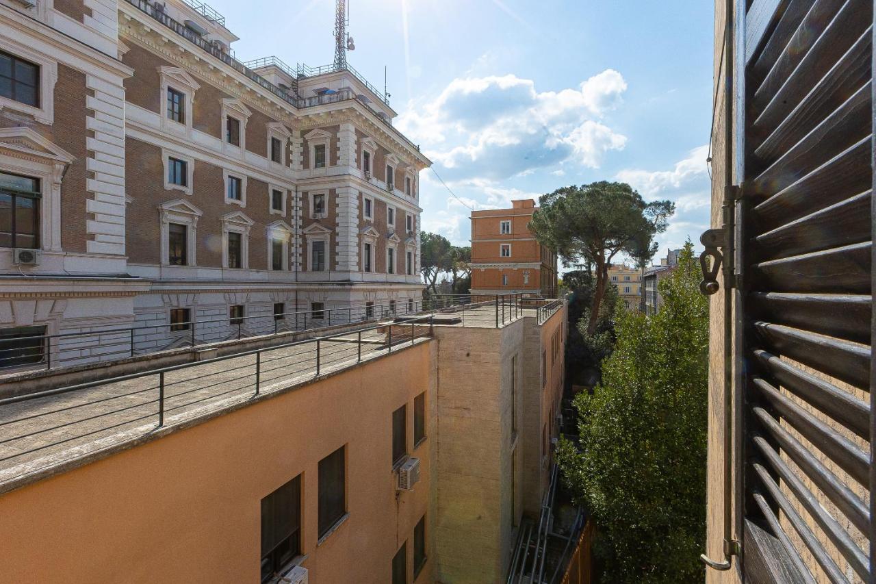 Lovely New Home Via Genova Рим Экстерьер фото