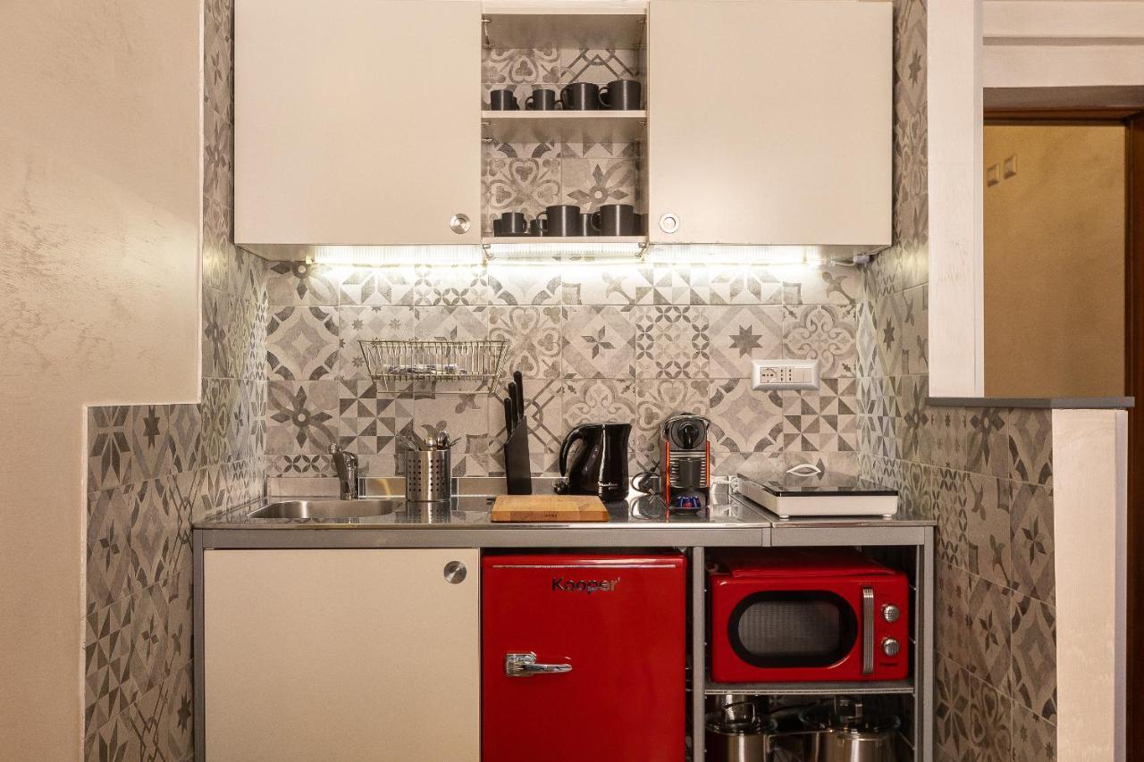 Lovely New Home Via Genova Рим Экстерьер фото